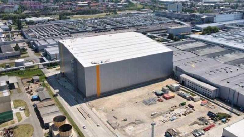 Continental построила огромный шинный склад