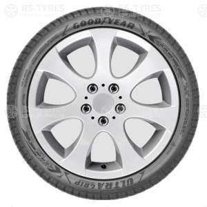 Goodyear Ultra Grip Performance SUV 235/60 R17 102H (2016)