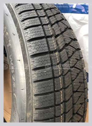 Kumho WinterCraft WS71 265/40 R22 106V