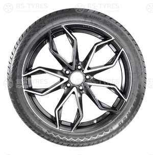 Windforce Snowblazer UHP 225/40 R19 93V