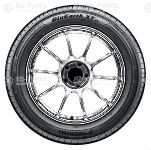 Yokohama BluEarth-XT AE61 225/60 R18 104W