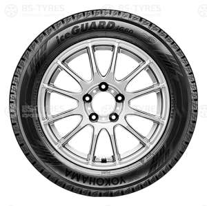 Yokohama Ice Guard IG60 255/45 R18 99Q