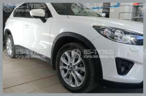 Kumho Crugen Premium KL33 SUV 235/55 R19 101H